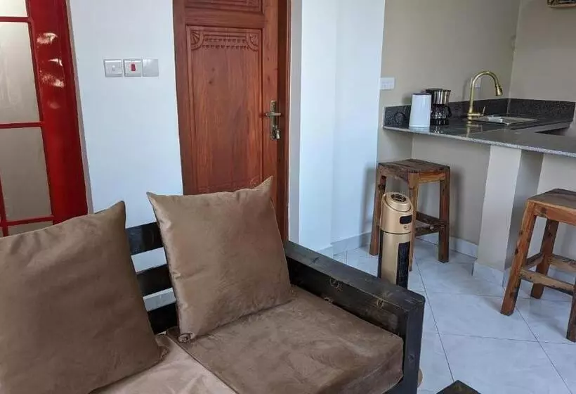 Mufasa City Hostel And Apartments