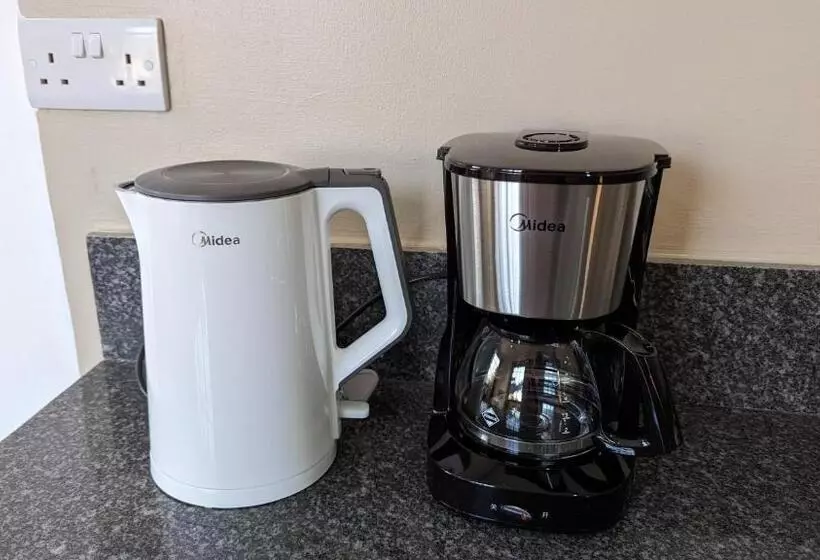 Mufasa City Hostel And Apartments