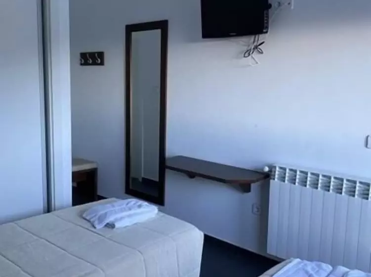 Majatalo Hostal La Pinilla