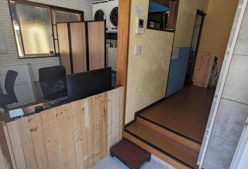 پانسیون Hostel Blue Door ホステル ブルードア