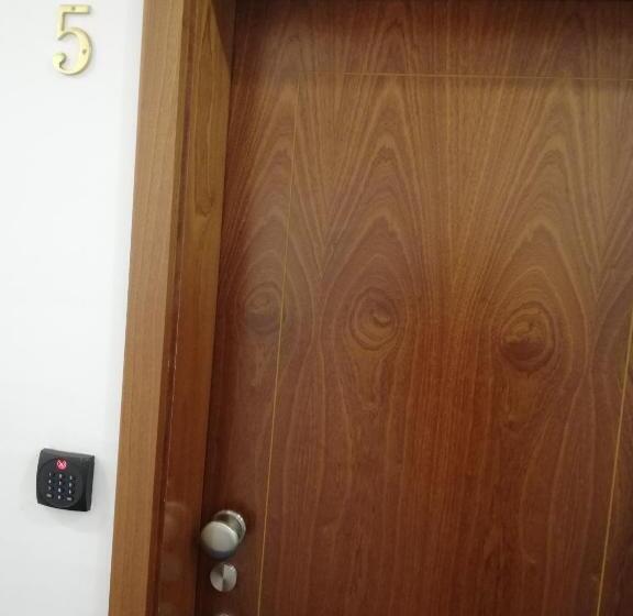 Pensionat Republica83 Lisbonhome