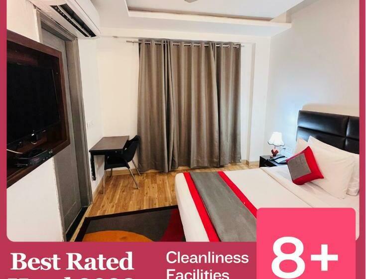 فندق At Residency Kaushambi Couple Friendly