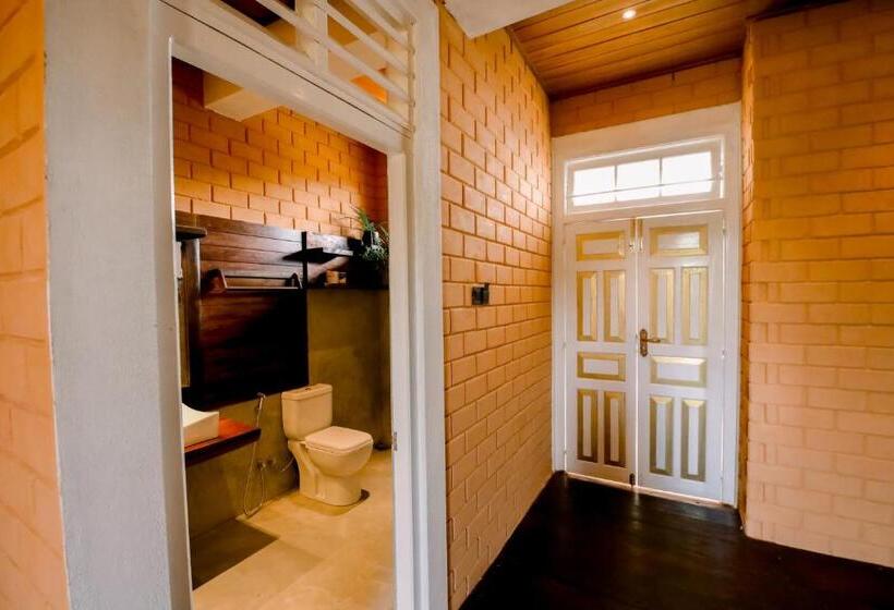 Resort 3 In One Mirissa