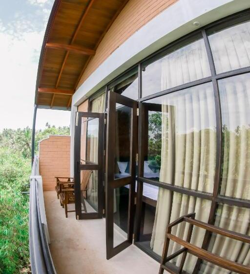 Resort 3 In One Mirissa