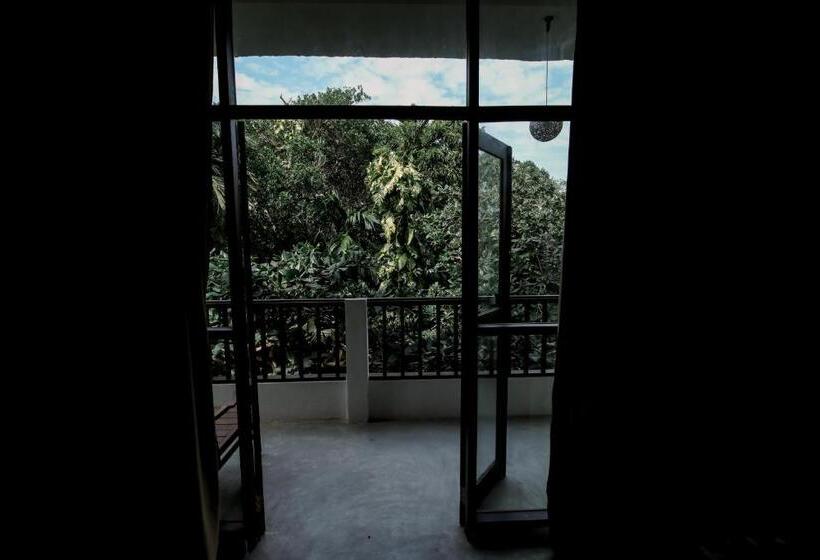 Resort 3 In One Mirissa