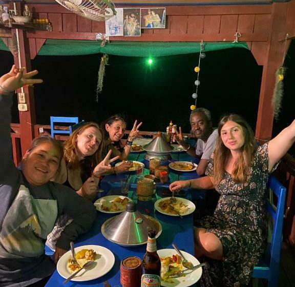 Hostel Crazy Mamapiang Guesthous