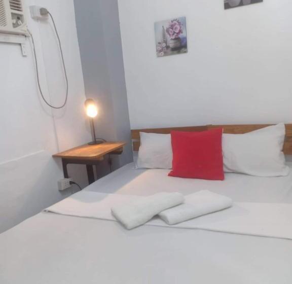 Albergue Lojed Sean Bed And Space