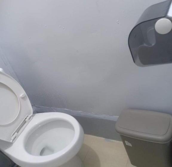 Albergue Lojed Sean Bed And Space