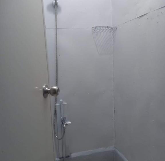 Albergue Lojed Sean Bed And Space