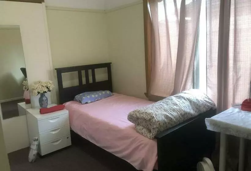 Aamiaismajoitus (B&B) Budget Double Room Clayton