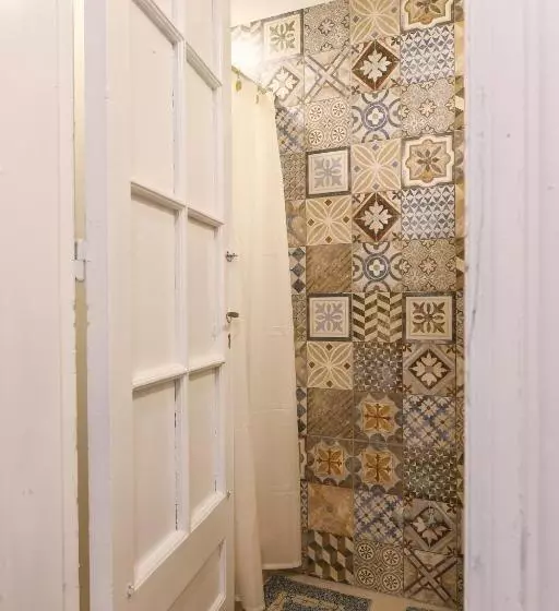 تختخواب و صبحانه Cambacuá