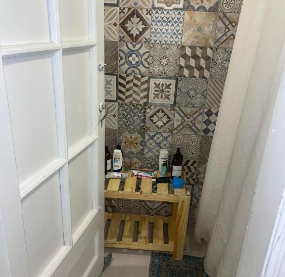 تختخواب و صبحانه Cambacuá