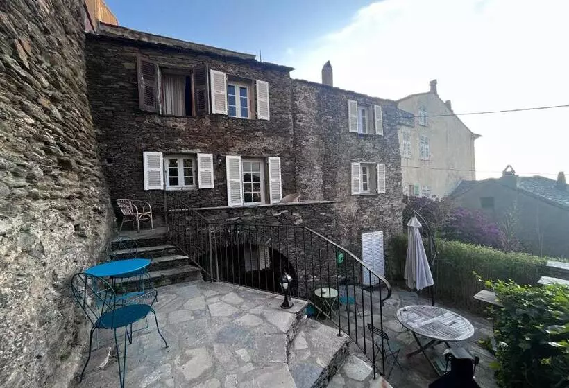 Aamiaismajoitus (B&B) Torra Di Ciocce