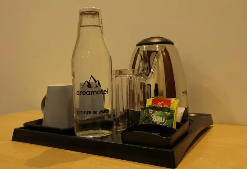 Dreamotel Luxury Suites And Rooms