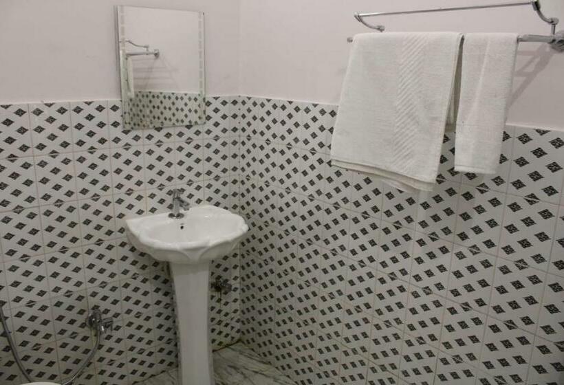 Green Reed Resort By Meenakshi, Kaziranga