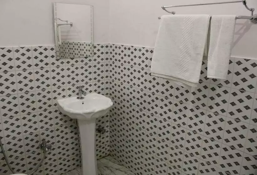 Green Reed Resort By Meenakshi, Kaziranga