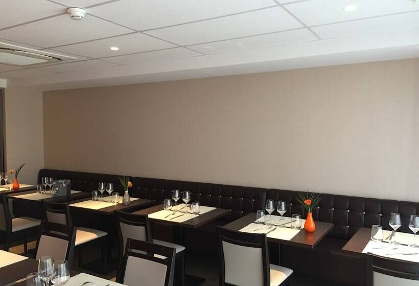 Отель Au Coeur Des Bulles