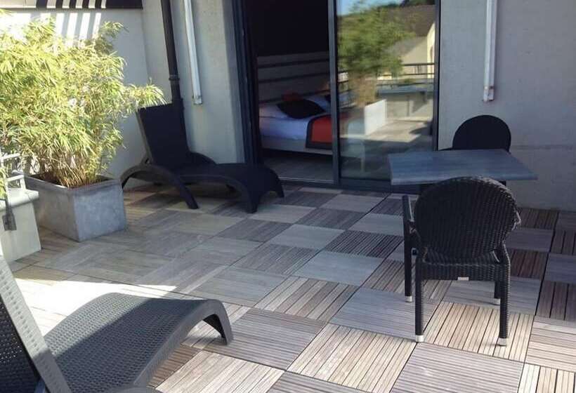 Отель Au Coeur Des Bulles