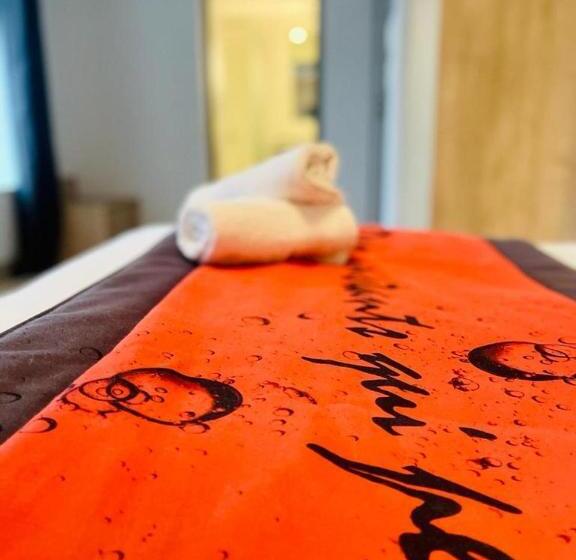 Отель Au Coeur Des Bulles