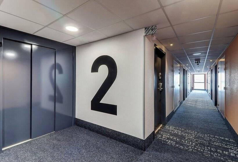 B&b Hotel Dijon Valmy Toison D Or