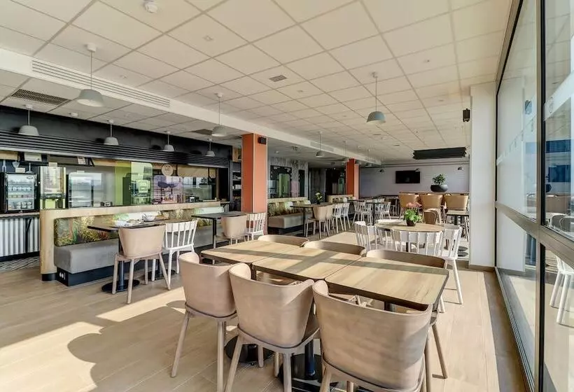 B&b Hotel Dijon Valmy Toison D Or