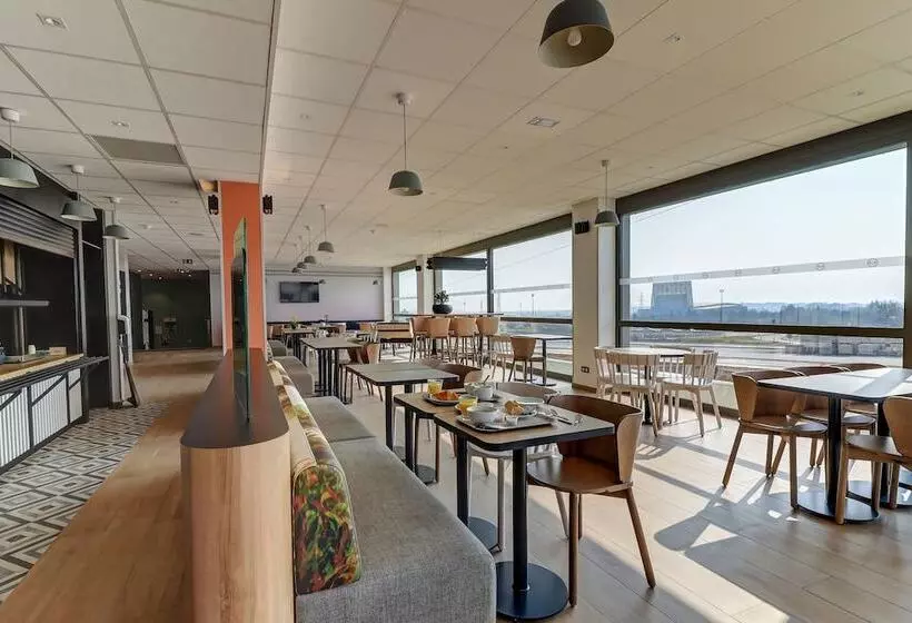 B&b Hotel Dijon Valmy Toison D Or