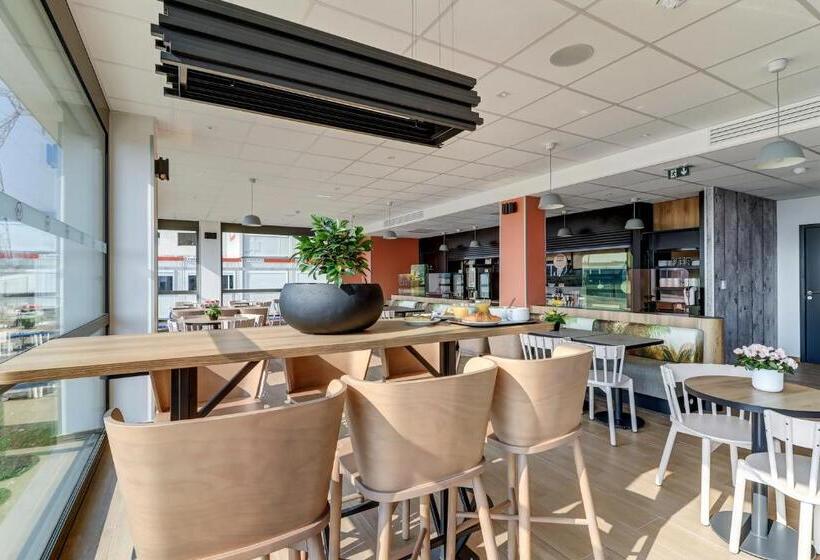 B&b Hotel Dijon Valmy Toison D Or