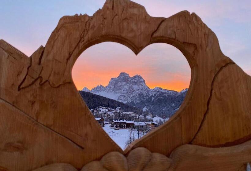 בית מלון כפרי Garní Ladinia