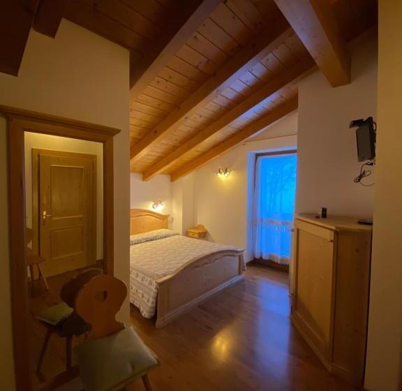 בית מלון כפרי Garní Ladinia