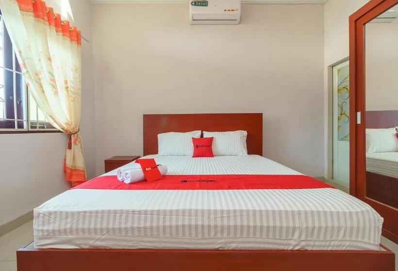 ホテル Reddoorz Syariah Near Uisu Medan