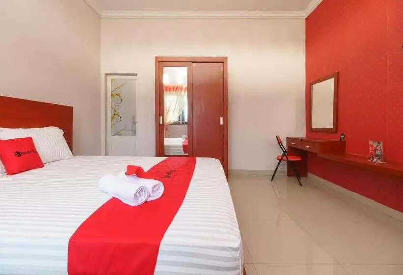 هتل Reddoorz Syariah Near Uisu Medan