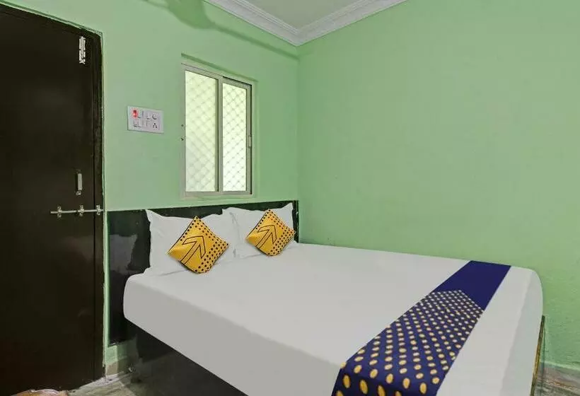 ホテル Spot On Vyshnavi Inn