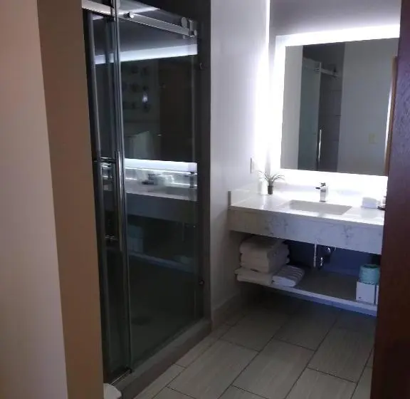 هتل Stay On The Beach In Saint Maarten 3br Condo Sleeps 8