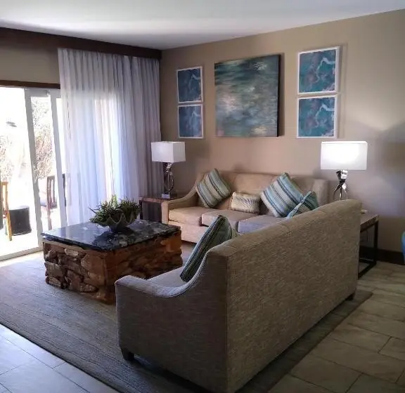 هتل Stay On The Beach In Saint Maarten 3br Condo Sleeps 8