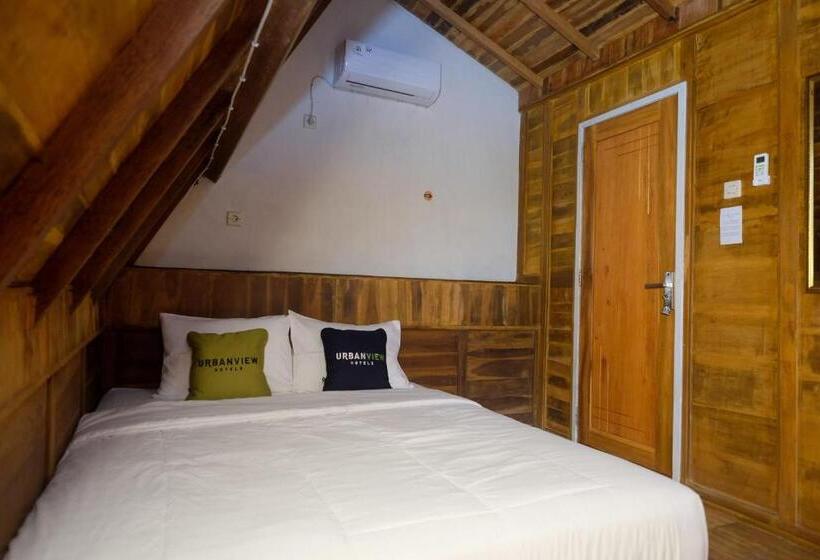 Hotelli Urbanview Villa Lukulo Kebumen By Reddoorz