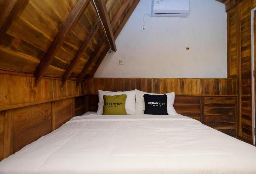 Hotelli Urbanview Villa Lukulo Kebumen By Reddoorz