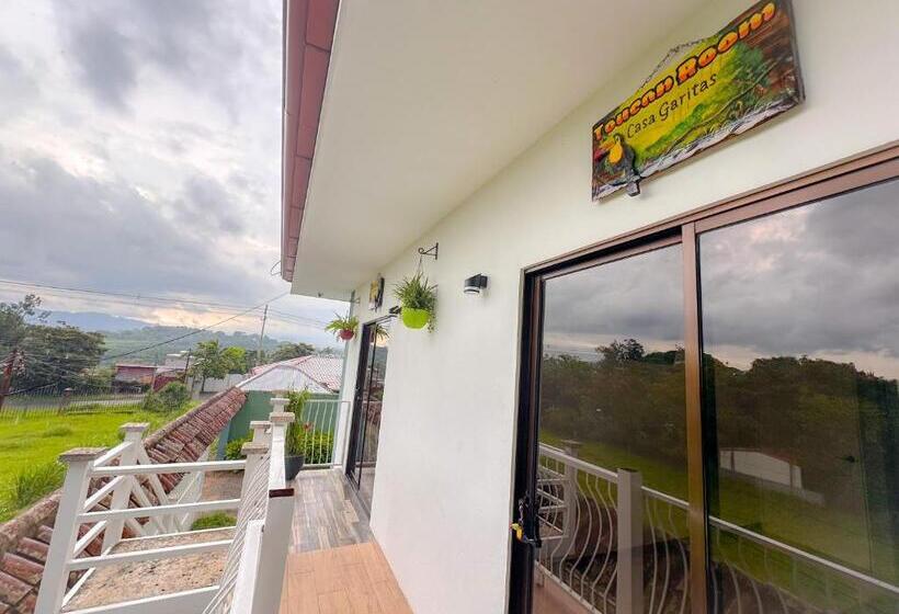 بنسيون Casa Garitas Guesthouse & Car Rental   Free Sjo Airport Shuttle