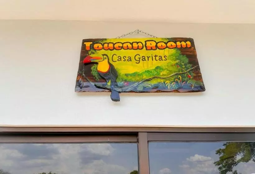 Majatalo Casa Garitas Guesthouse & Car Rental   Free Sjo Airport Shuttle