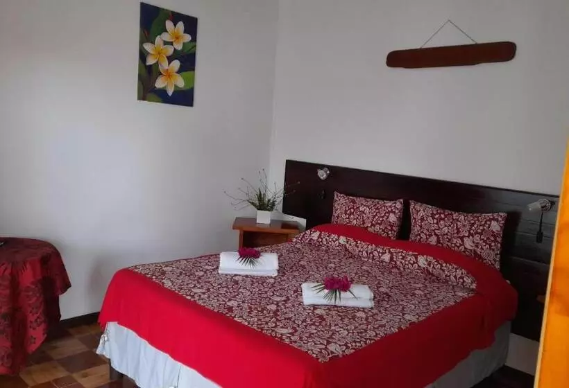 ペンション Hostal Makohe Rapa Nui
