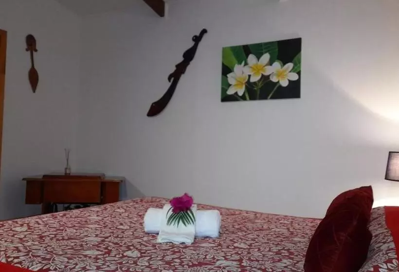 ペンション Hostal Makohe Rapa Nui