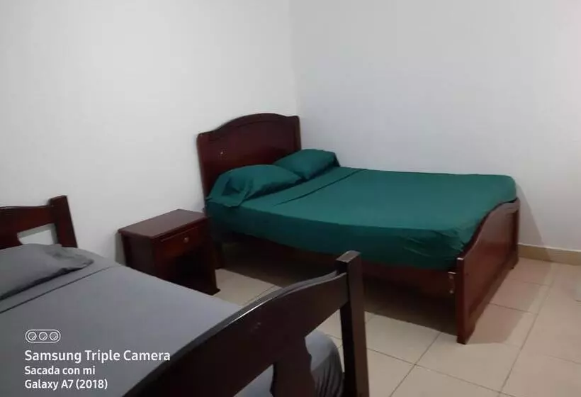 Majatalo Hostal Samary