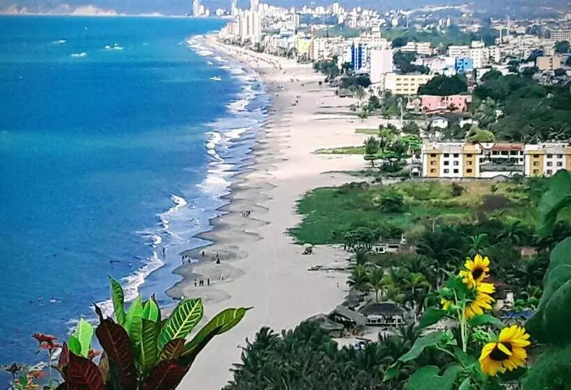 Majatalo Hostal Samary