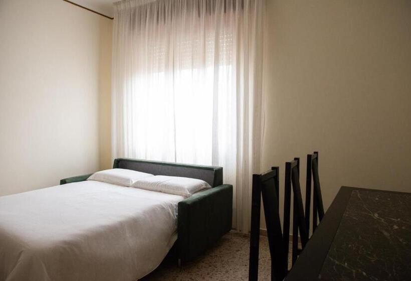 פנסיון La Rosa Rooms & Holiday Home