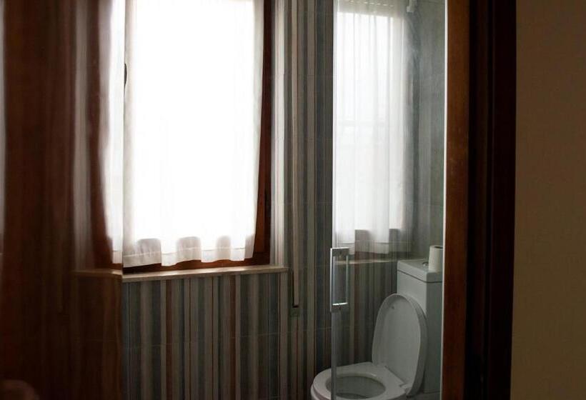 פנסיון La Rosa Rooms & Holiday Home