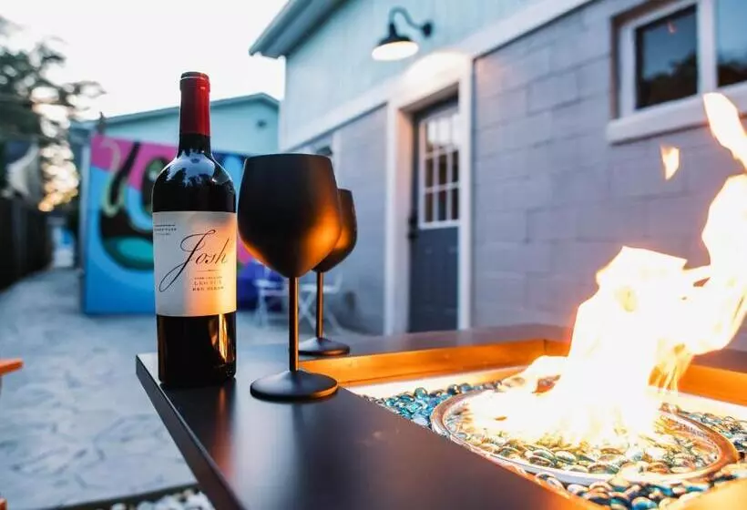 ペンション Olde Village Loft   Unique Park Circle Experience