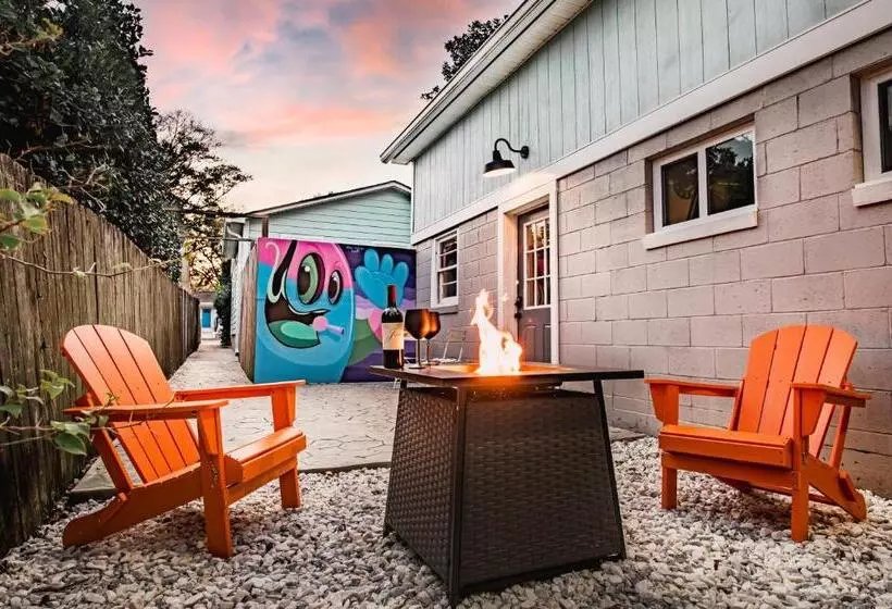 ペンション Olde Village Loft   Unique Park Circle Experience