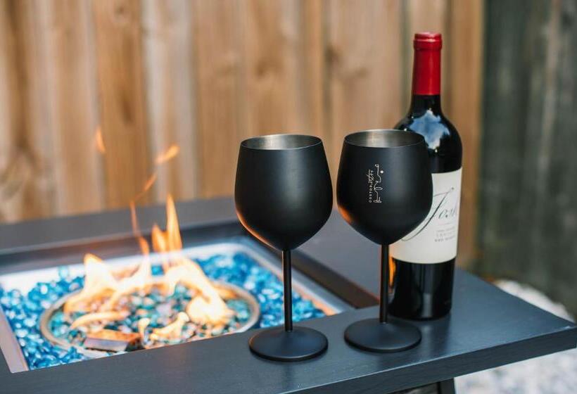 פנסיון Olde Village Loft   Unique Park Circle Experience