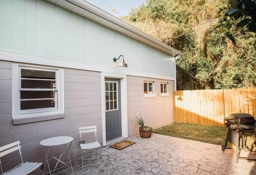 ペンション Olde Village Loft   Unique Park Circle Experience