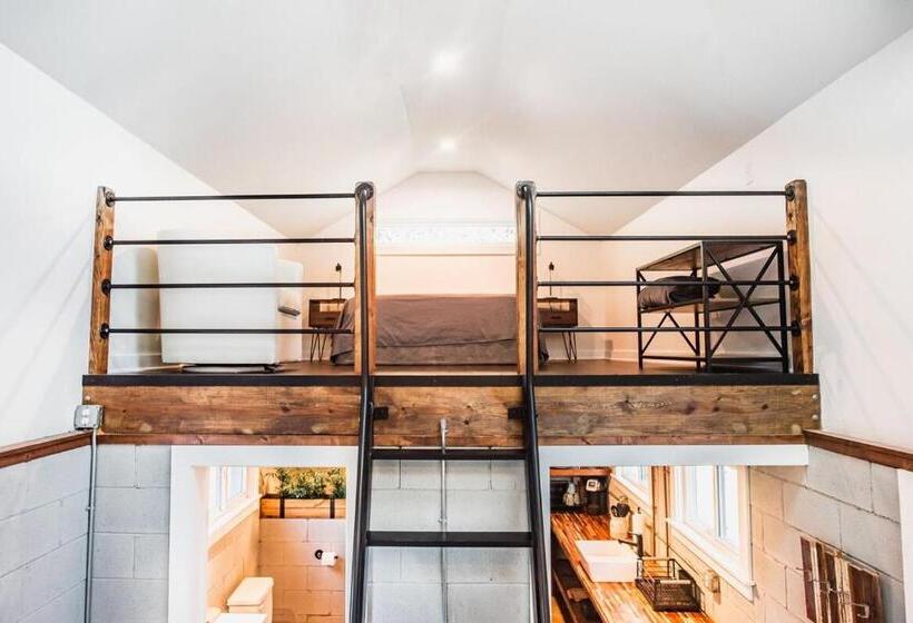 פנסיון Olde Village Loft   Unique Park Circle Experience