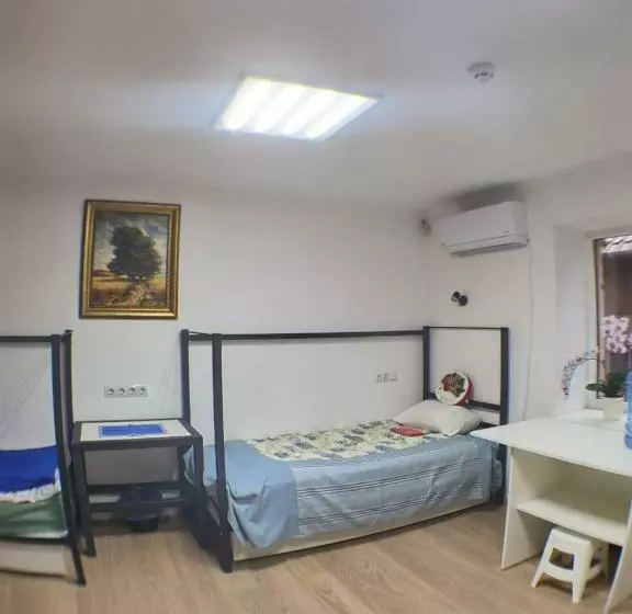 Retkeilymaja солензара